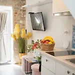 True Colors Apartment Split