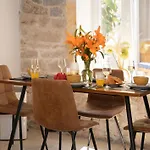 Apartment True Colors