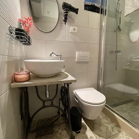 Daire True Colors Split