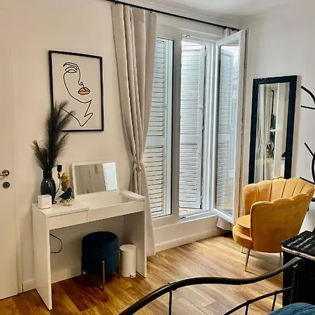 True Colors Apartment